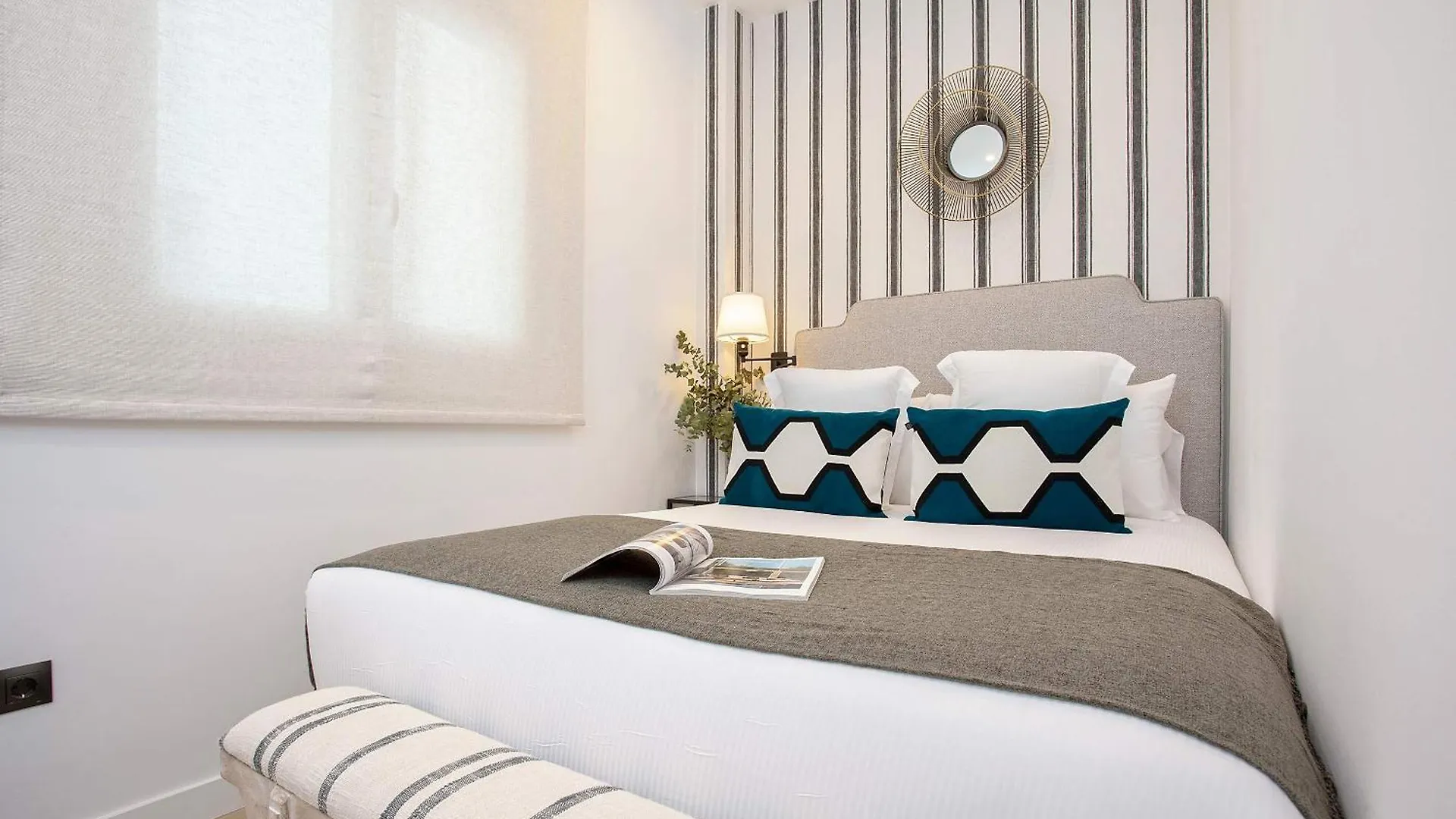 Genteel Home Teodosio Seville 0*,