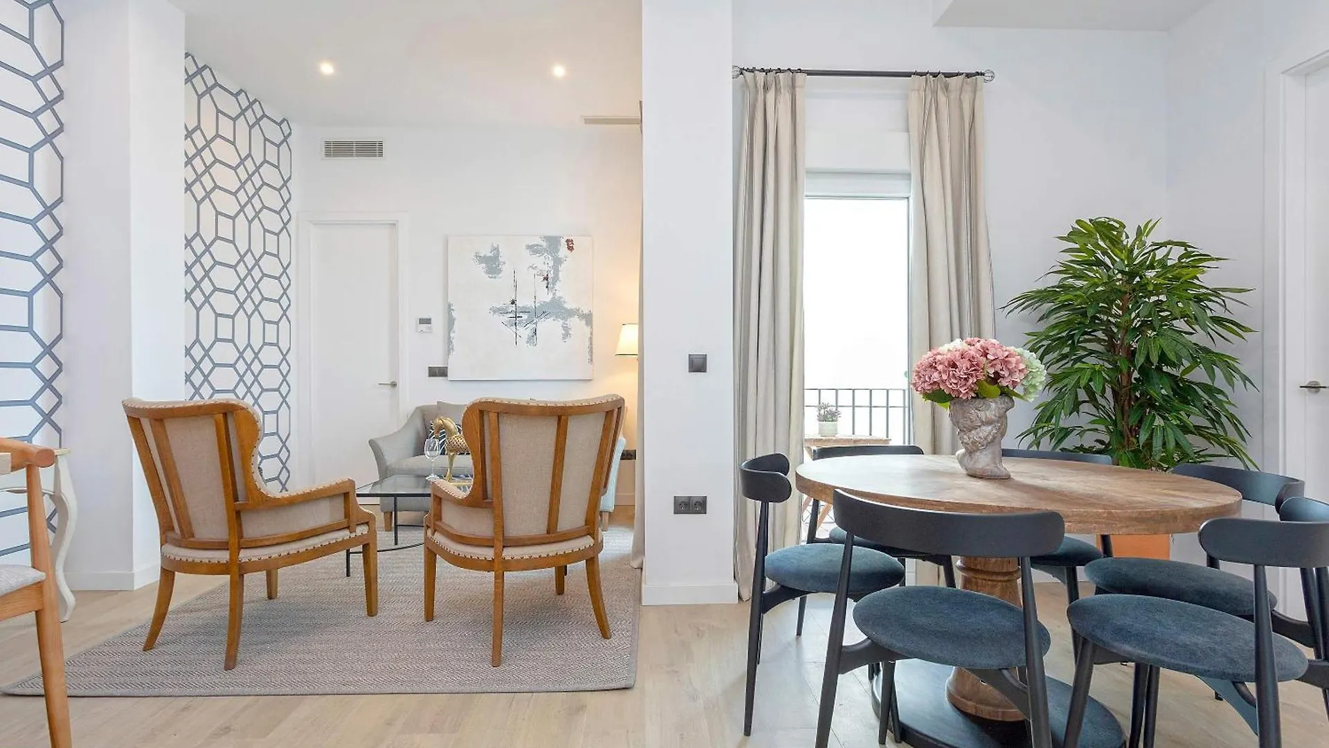 Genteel Home Teodosio Seville